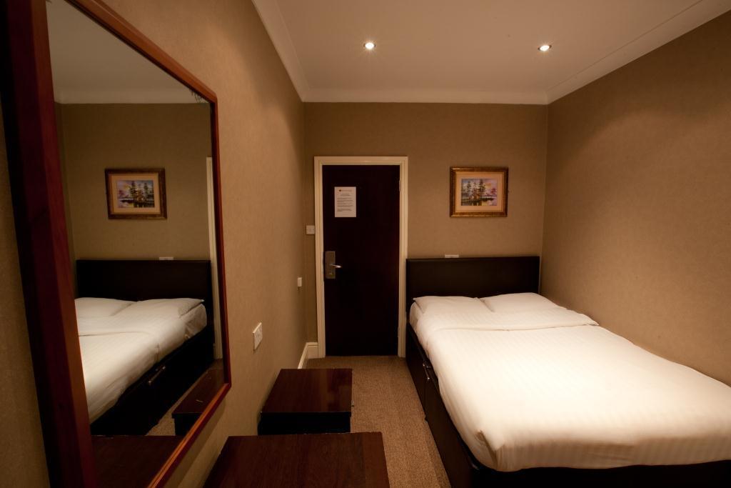 Newham Hotel London Værelse billede
