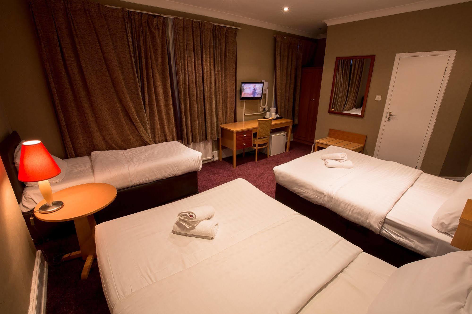 Newham Hotel London Eksteriør billede